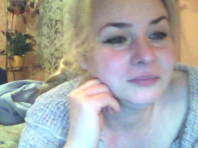 HollyLaPretty webcam