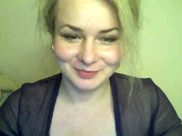 HollyLaPretty webcam