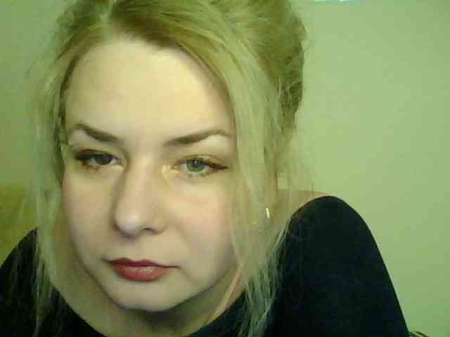 HollyLaPretty webcam