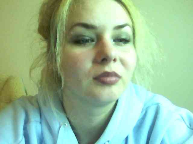 HollyLaPretty webcam