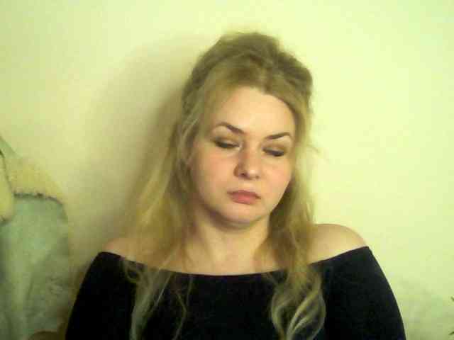 HollyLaPretty webcam