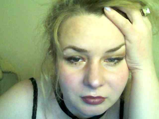 HollyLaPretty webcam