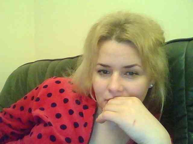 HollyLaPretty webcam