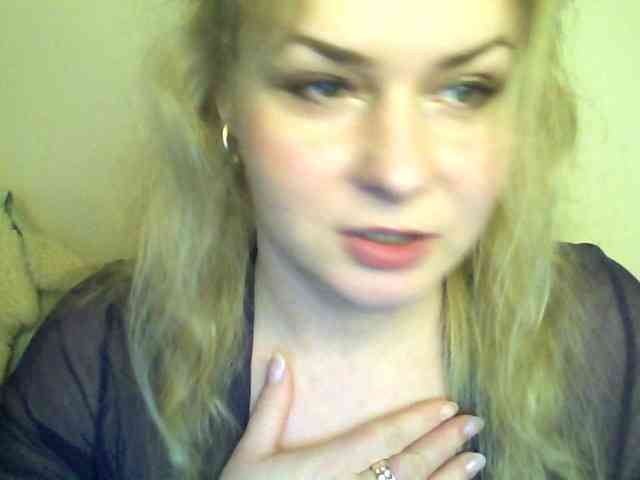 HollyLaPretty webcam