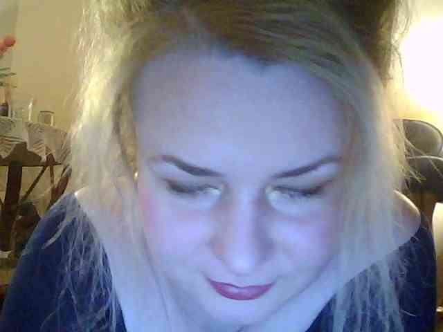 HollyLaPretty webcam