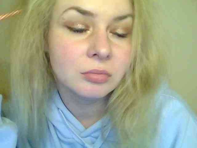 HollyLaPretty webcam