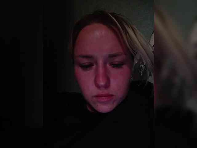 Mrs-Merry webcam