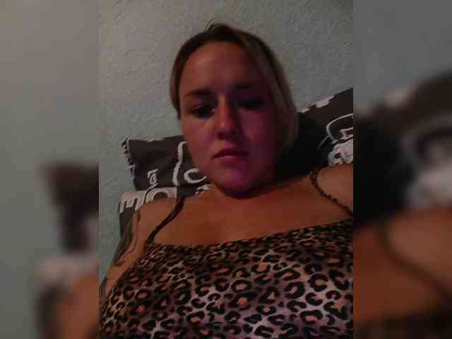 Mrs-Merry webcam