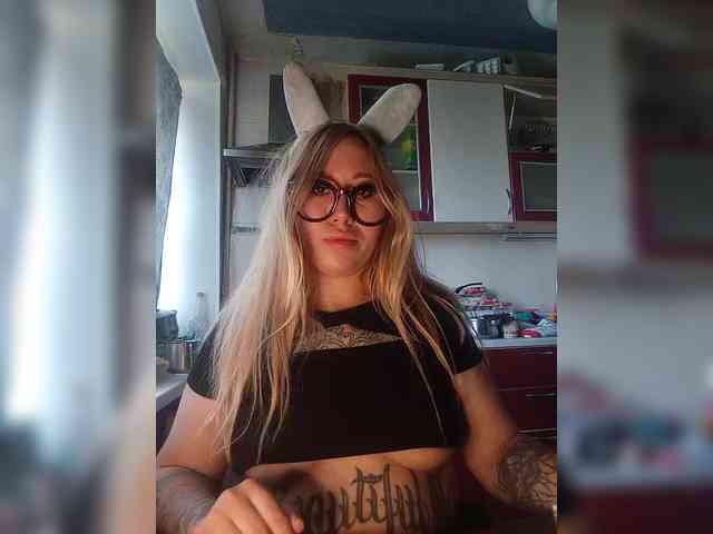 AngelFoxx webcam