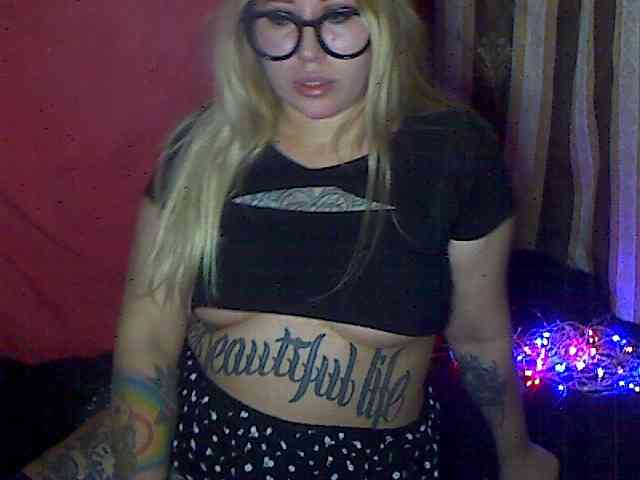 AngelFoxx webcam