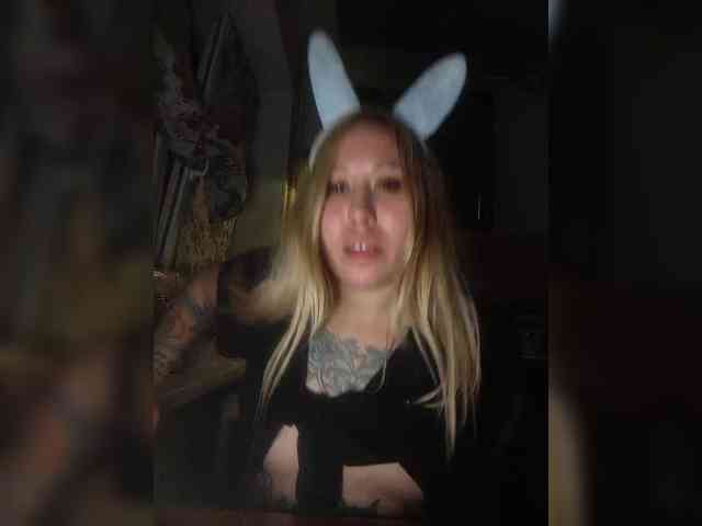 AngelFoxx webcam
