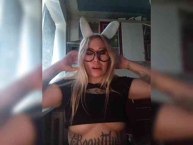 AngelFoxx webcam