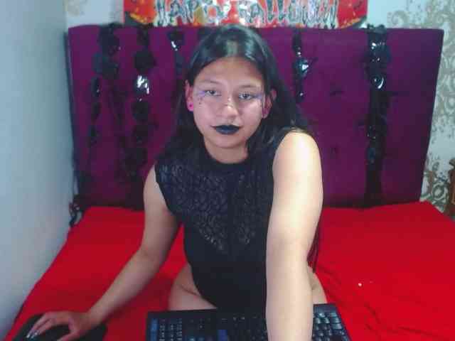 LillyEvans webcam