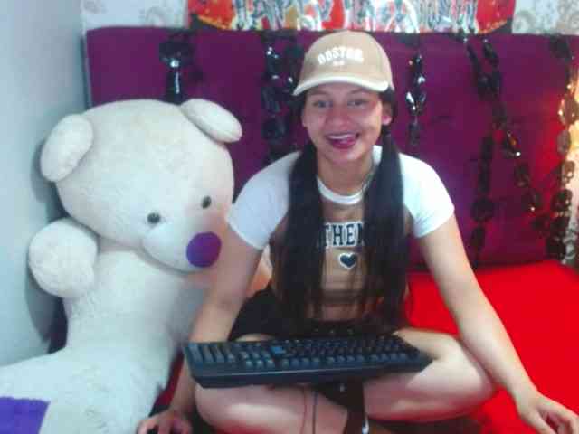 LillyEvans webcam