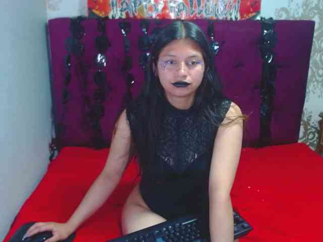 LillyEvans webcam