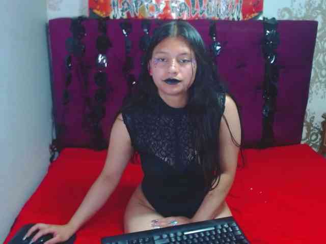 LillyEvans webcam