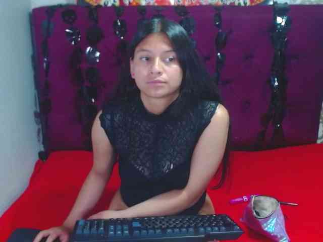 LillyEvans webcam