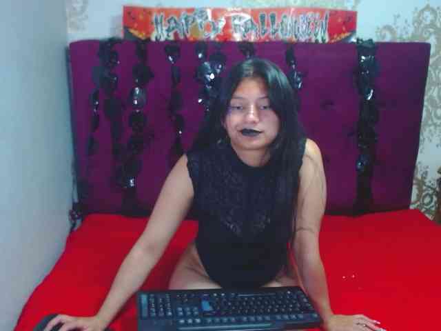 LillyEvans webcam