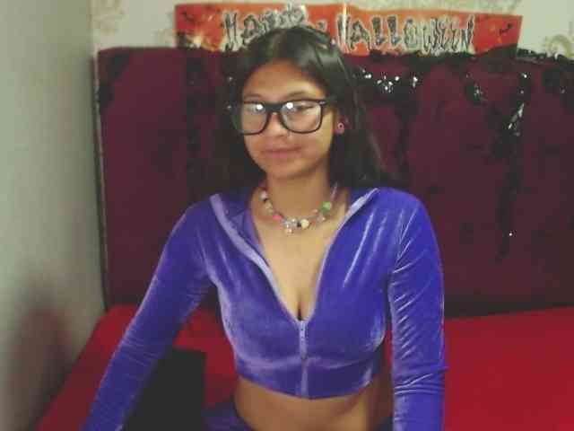 LillyEvans webcam