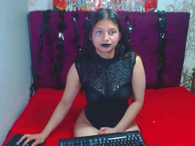 LillyEvans webcam
