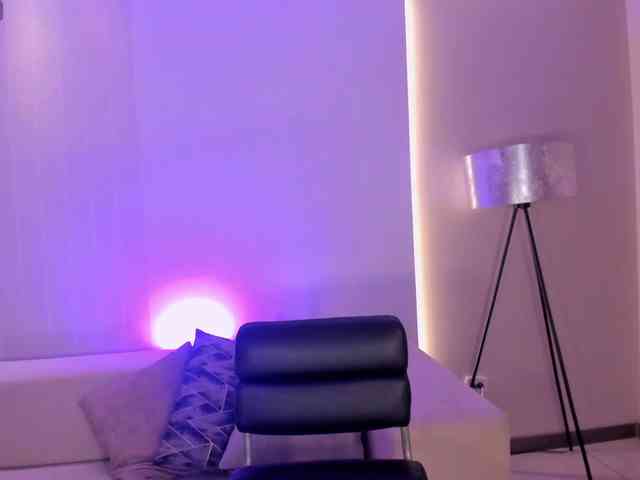 JadeMuller webcam