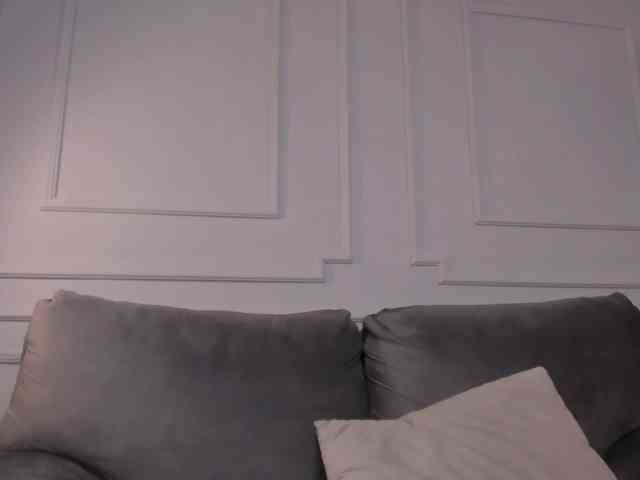 NatalyLeBlanc webcam