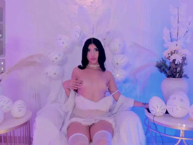 MiaLaurence's BongaCams show and profile