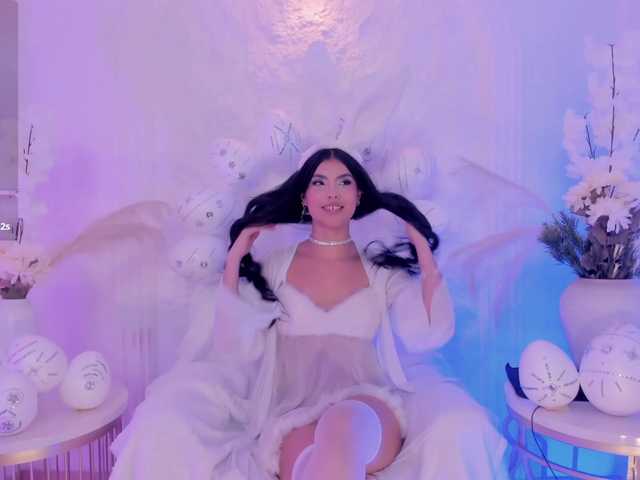 MiaLaurence's BongaCams show and profile