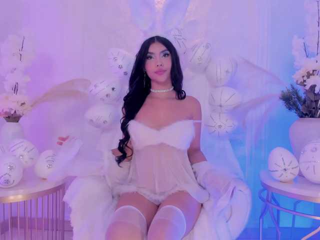 MiaLaurence's BongaCams show and profile