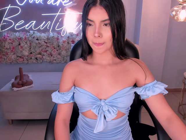 MiaLaurence's BongaCams show and profile