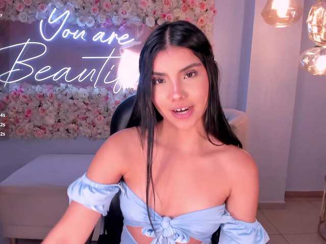 MiaLaurence's BongaCams show and profile