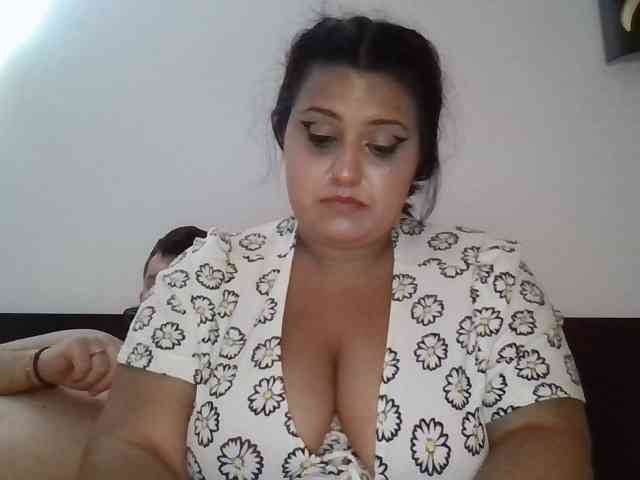 Shaved latina, Shaved babes, Group chat for 20 39 tokens, Full privates for..., Milf Chat Rooms 4