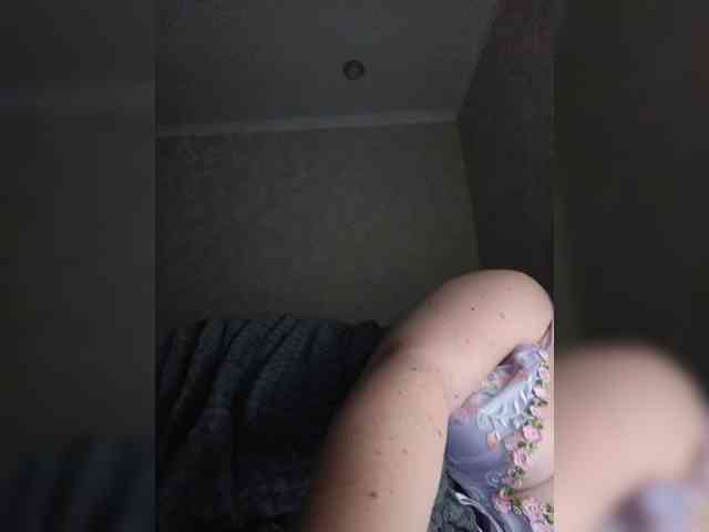 Theworldofdesires webcam