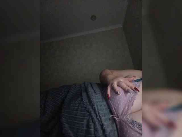 Theworldofdesires webcam