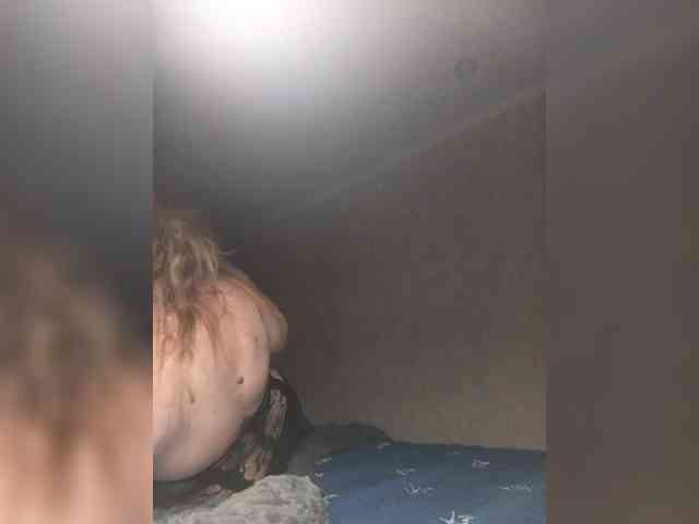 Theworldofdesires webcam