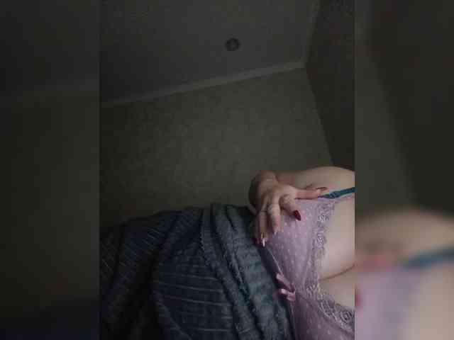 Theworldofdesires webcam