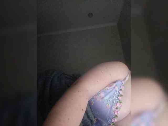 Theworldofdesires webcam