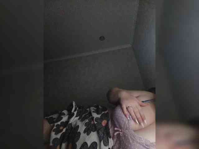 Theworldofdesires webcam