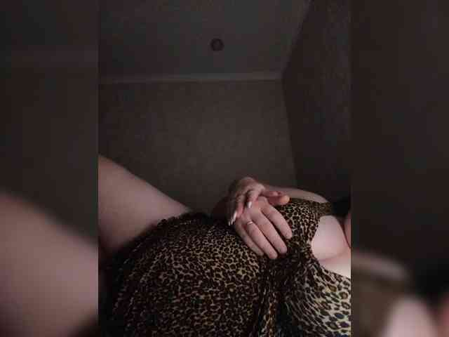 Theworldofdesires webcam