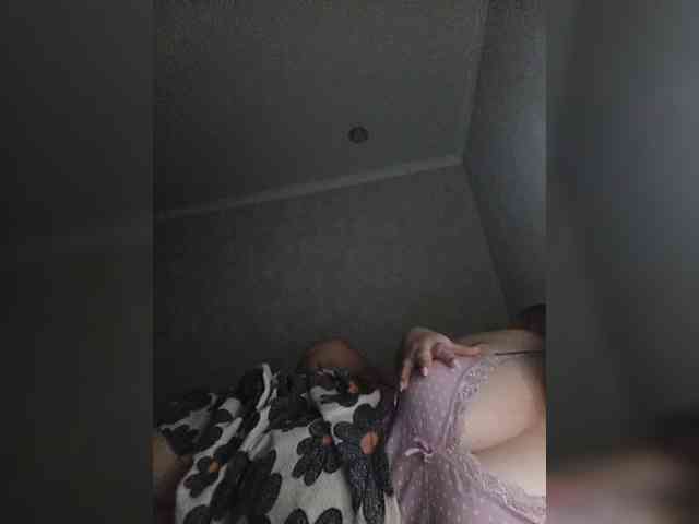 Theworldofdesires webcam