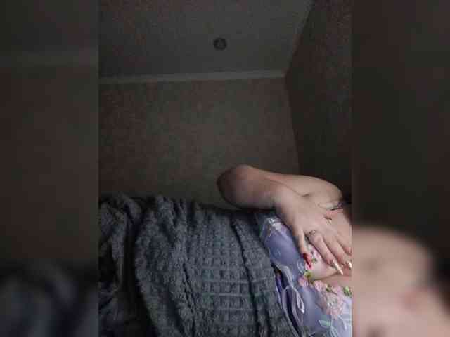 Theworldofdesires webcam