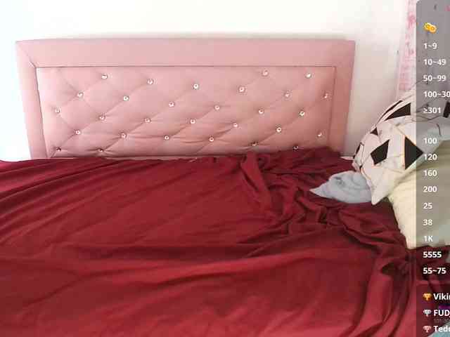 lucy911 webcam