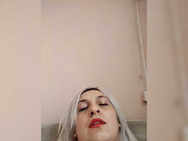 Kristin-68