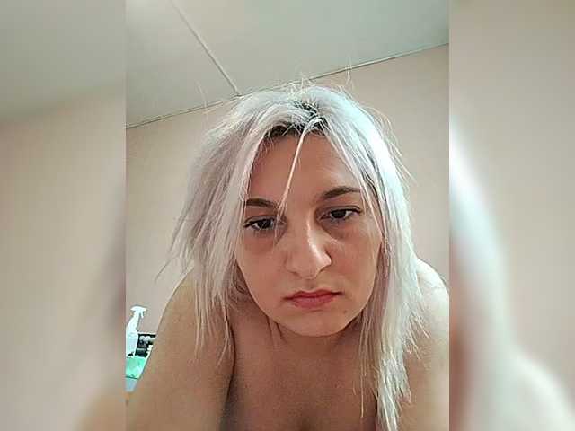 Kristin-68