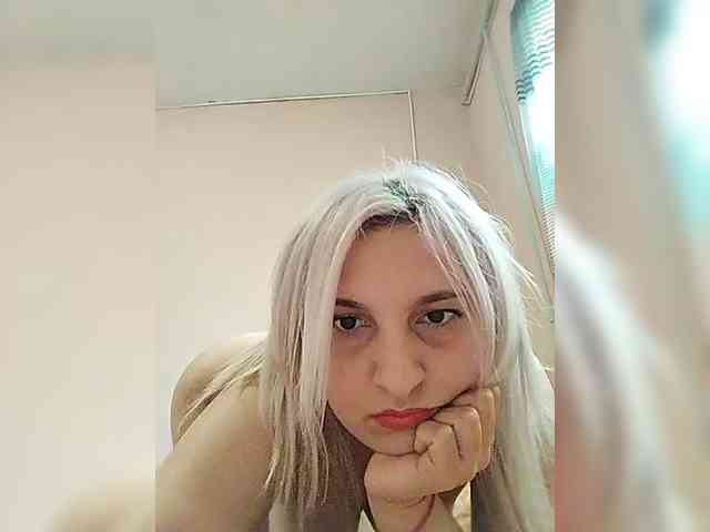 online webcam camera Kristin-68