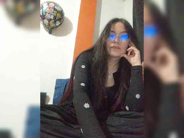 Alisvasquez webcam