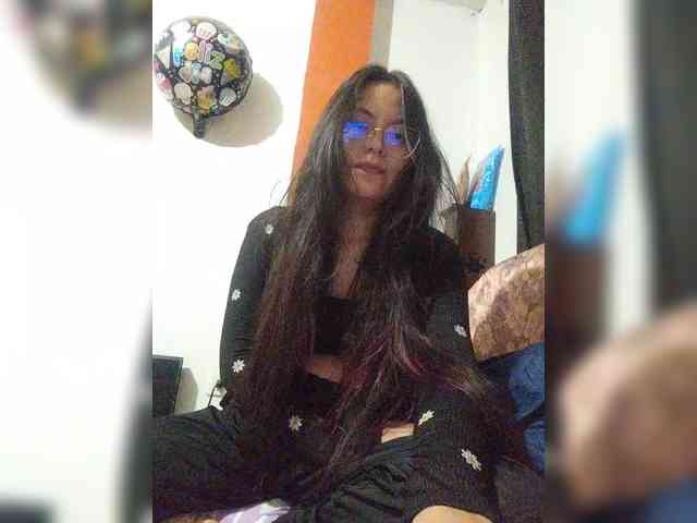 Alisvasquez webcam