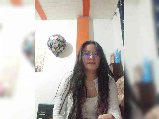 Alisvasquez webcam