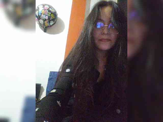 Alisvasquez webcam