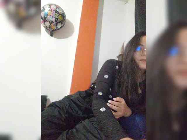 Alisvasquez webcam